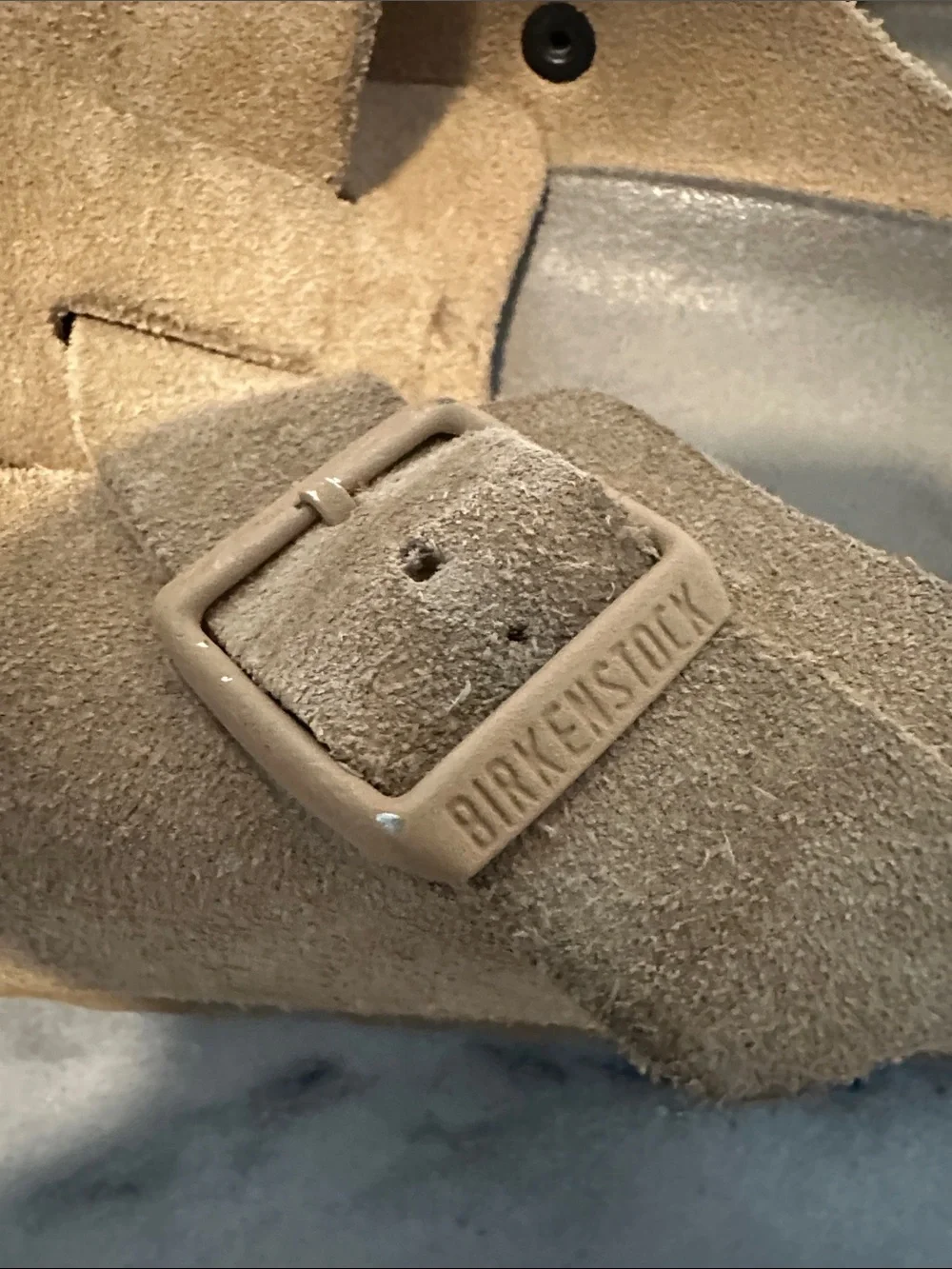 Birkenstocks Men's Suede Slip-On Clog in Tan - Adjustable Buckle Germany Sz 43